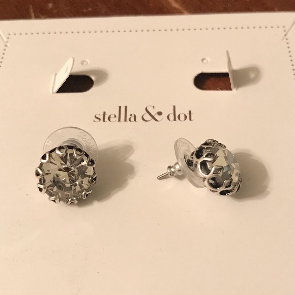 Stella & Dot earrings